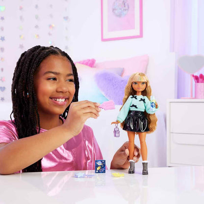 Barbie Dream Besties Zia Bebek ve Aksesuarları JGG36